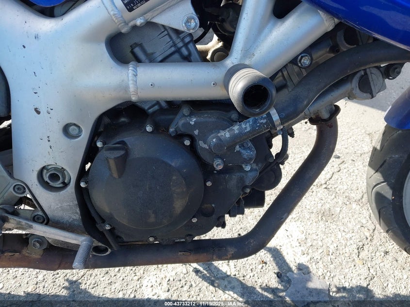2002 Suzuki Sv650 S VIN: JS1VP52A722102353 Lot: 43733212