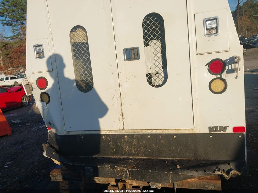 2014 Ford F-350 Chassis Xl VIN: 1FD8X3E64EEB44783 Lot: 43733223