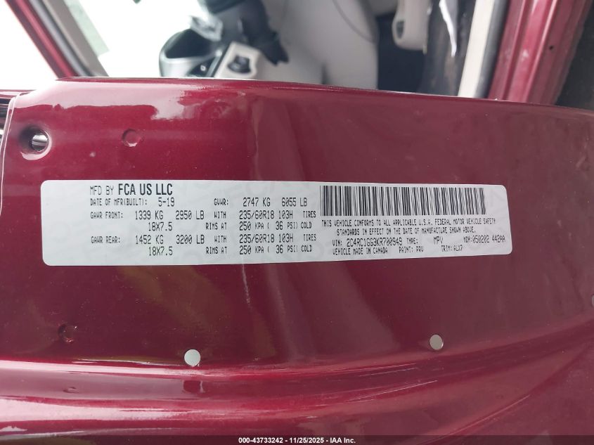 2019 Chrysler Pacifica Limited VIN: 2C4RC1GG3KR700949 Lot: 43733242