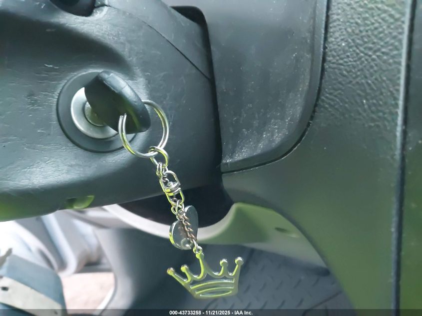 2007 Ford Focus S/Se/Ses VIN: 1FAHP34N87W157701 Lot: 43733258