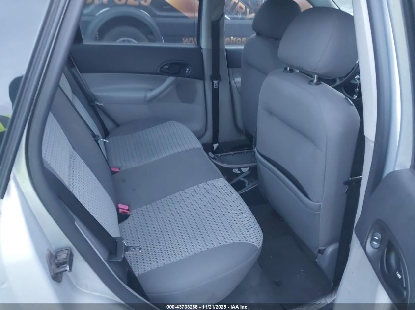 2007 Ford Focus S/Se/Ses VIN: 1FAHP34N87W157701 Lot: 43733258