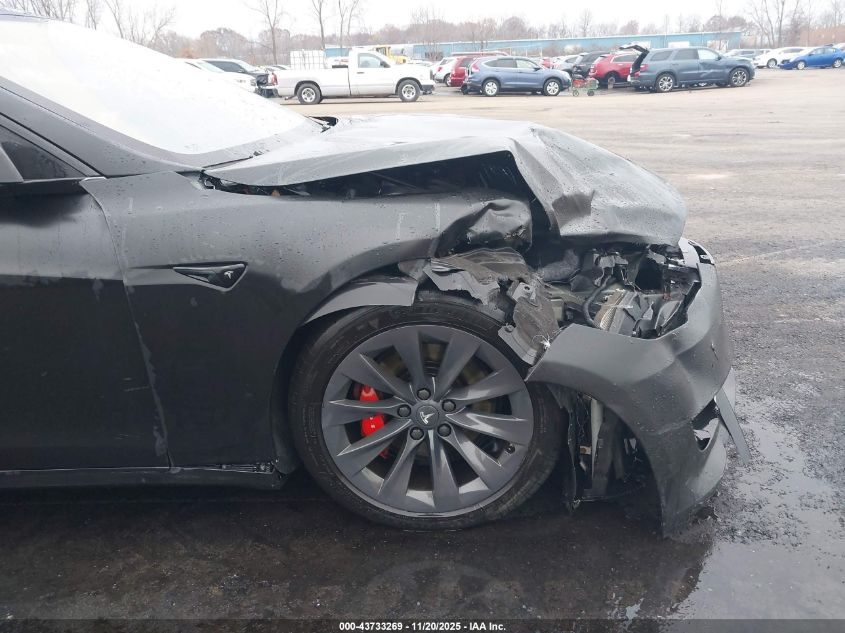 2018 Tesla Model S 100D/75D/P100D VIN: 5YJSA1E4XJF245141 Lot: 43733269