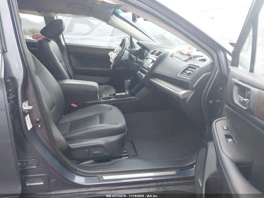 2017 Subaru Outback 2.5I Limited VIN: 4S4BSANC1H3211502 Lot: 43733279