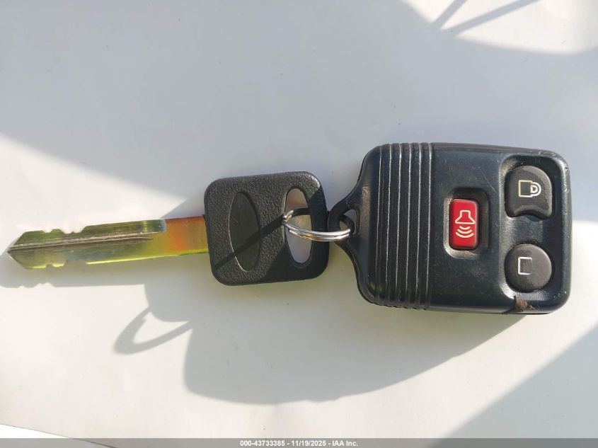 1999 Ford F-250 Lariat/Xl/Xlt VIN: 1FTNW21F0XEE43801 Lot: 43733385