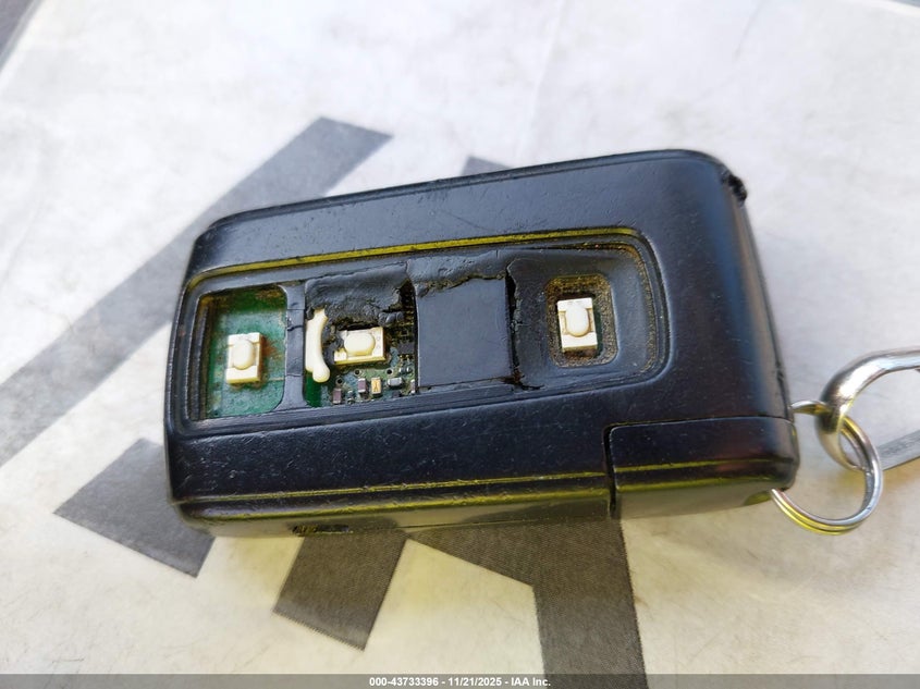 2008 Toyota Prius Touring VIN: JTDKB20U087779291 Lot: 43733396