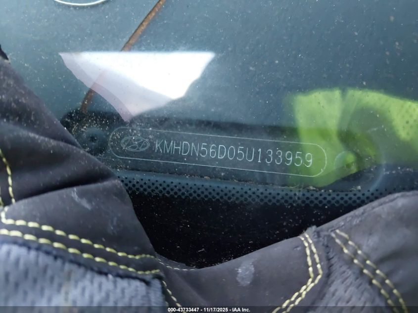 2005 Hyundai Elantra Gls/Gt VIN: KMHDN56D05U133959 Lot: 43733447