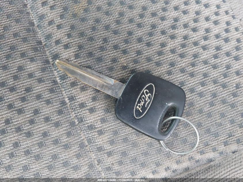 2001 Ford F-150 Xl/Xlt VIN: 1FTZX17271NB97527 Lot: 43733458