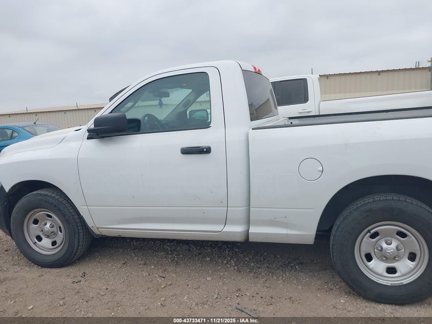 2022 Ram 1500 Classic Tradesman 4X2 6'4 Box VIN: 3C6JR6AG3NG205430 Lot: 43733471