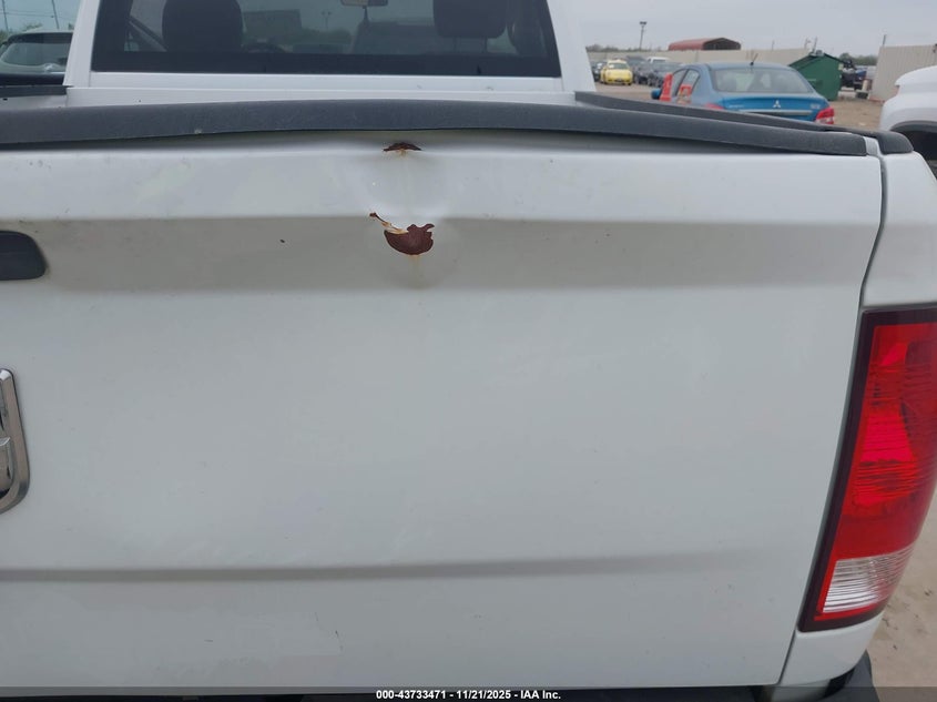 2022 Ram 1500 Classic Tradesman 4X2 6'4 Box VIN: 3C6JR6AG3NG205430 Lot: 43733471