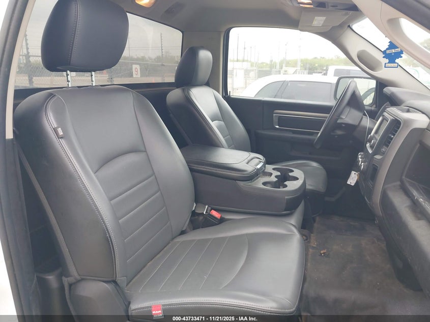 2022 Ram 1500 Classic Tradesman 4X2 6'4 Box VIN: 3C6JR6AG3NG205430 Lot: 43733471