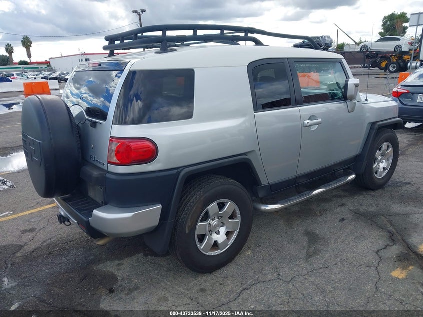 JTEZU11F970008821 2007 TOYOTA FJ CRUISER photo no. 4