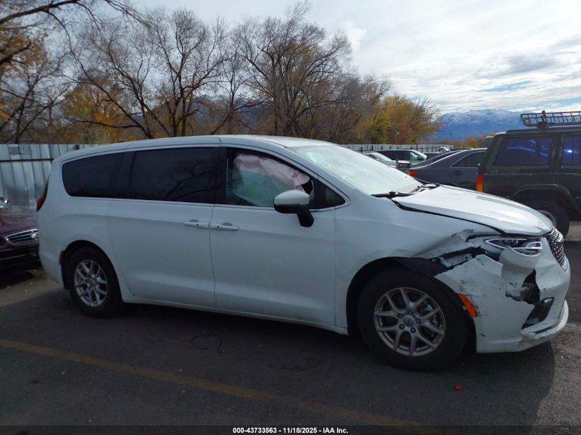 2023 Chrysler Pacifica Touring VIN: 2C4RC1FG5PR610811 Lot: 43733563