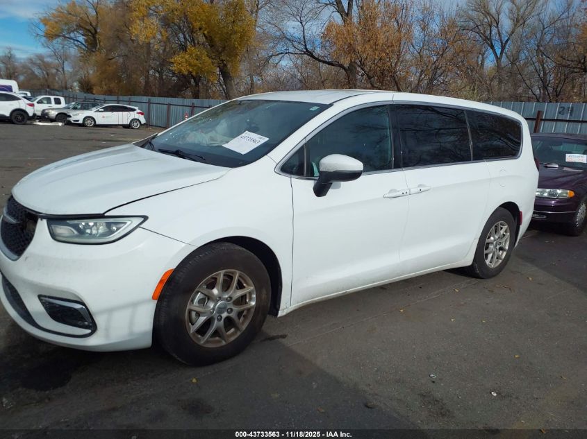 2023 Chrysler Pacifica Touring VIN: 2C4RC1FG5PR610811 Lot: 43733563