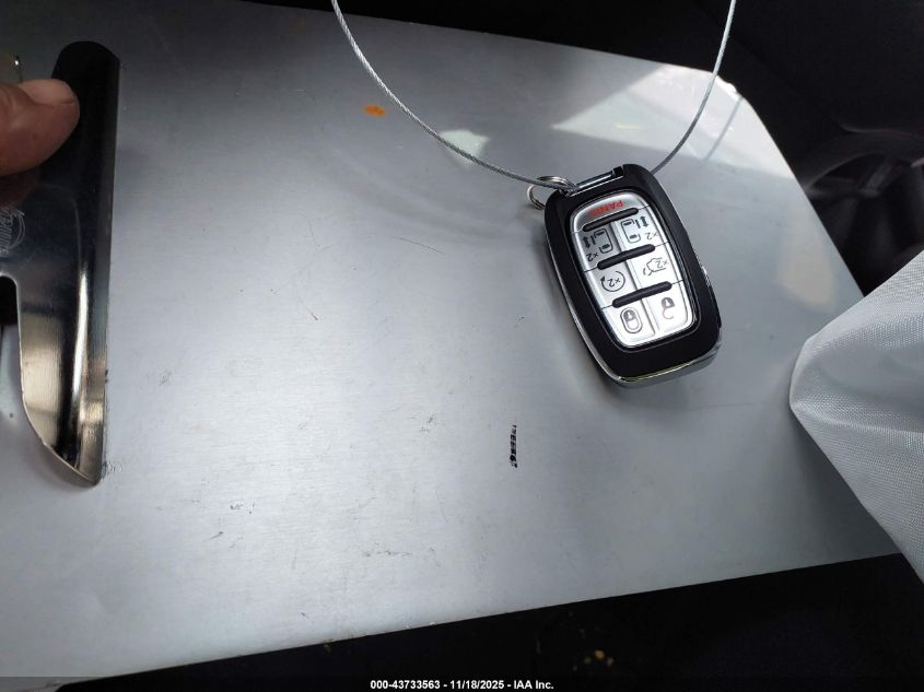 2023 Chrysler Pacifica Touring VIN: 2C4RC1FG5PR610811 Lot: 43733563