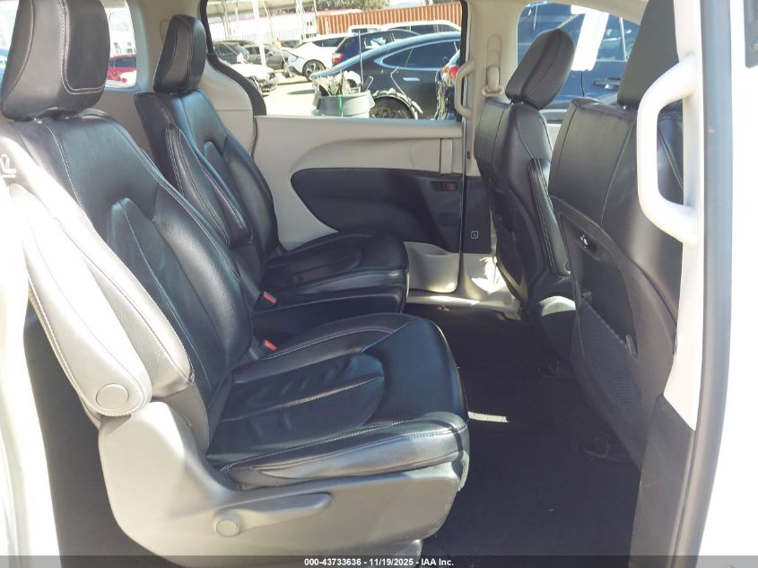 2022 Chrysler Pacifica Hybrid Touring L VIN: 2C4RC1L76NR205543 Lot: 43733636