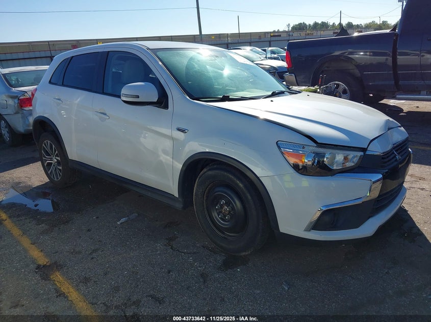 MITSUBISHI OUTLANDER SPORT 2.0 ES/2.0 LE