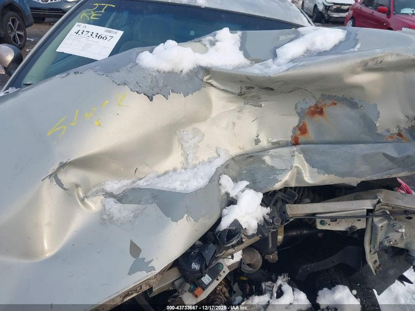 2005 Mercury Grand Marquis Gs VIN: 2MEFM74W55X602003 Lot: 43733667