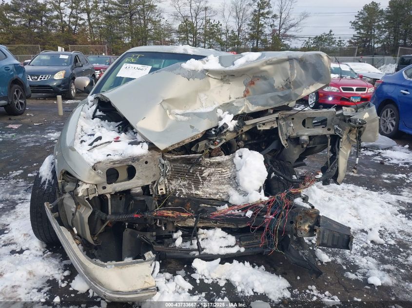 2005 Mercury Grand Marquis Gs VIN: 2MEFM74W55X602003 Lot: 43733667