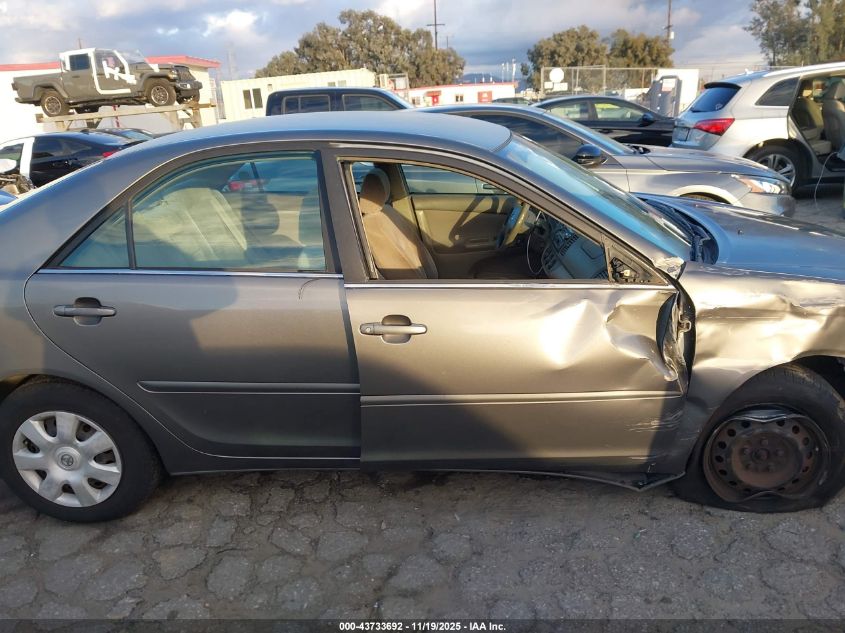 2003 Toyota Camry Le VIN: 4T1BE32K13U785647 Lot: 43733692