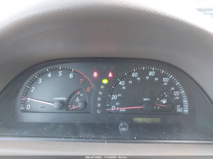 2003 Toyota Camry Le VIN: 4T1BE32K13U785647 Lot: 43733692