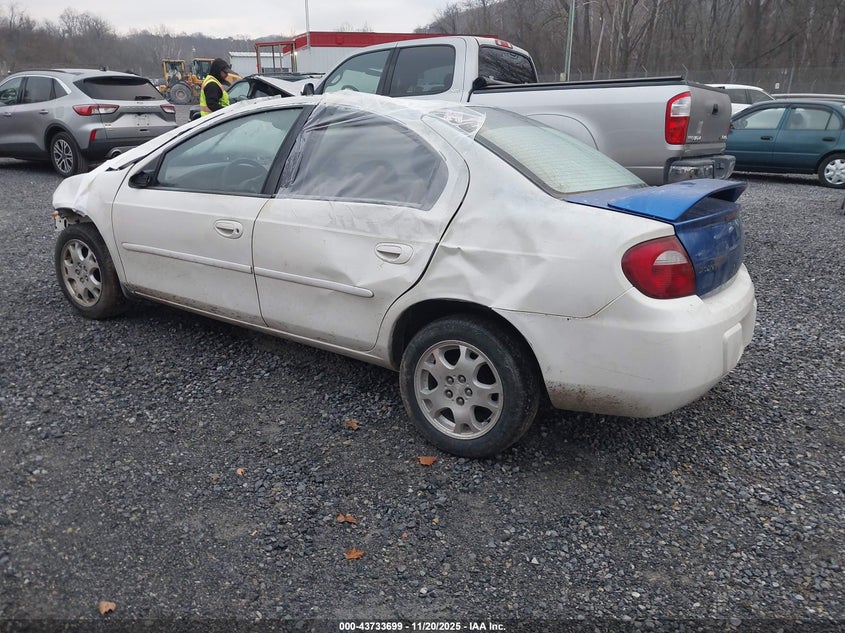 1B3ES56C45D286032 2005 DODGE NEON photo no. 3