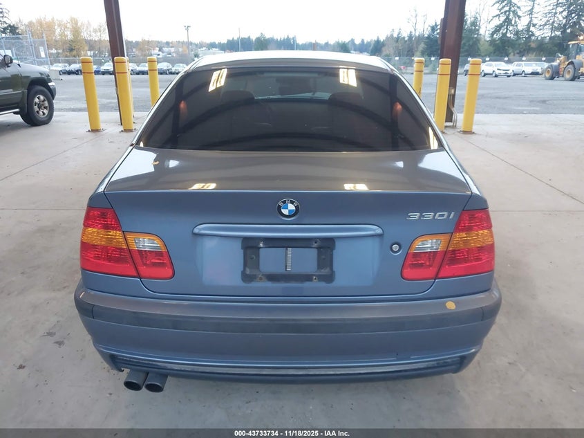 2002 BMW 330I VIN: WBAEV53472KM18708 Lot: 43733734