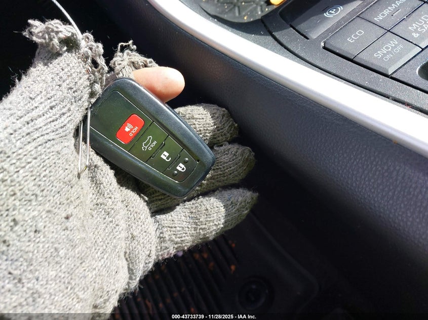 2023 Toyota Rav4 Xle VIN: 2T3P1RFV0PW355825 Lot: 43733739