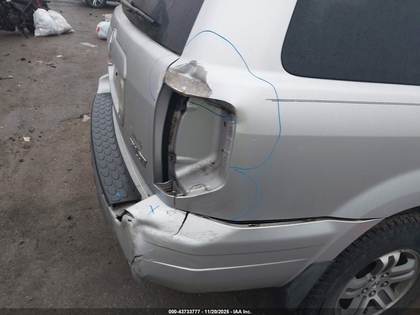 2005 Honda Pilot Ex-L VIN: 5FNYF18575B004451 Lot: 43733777