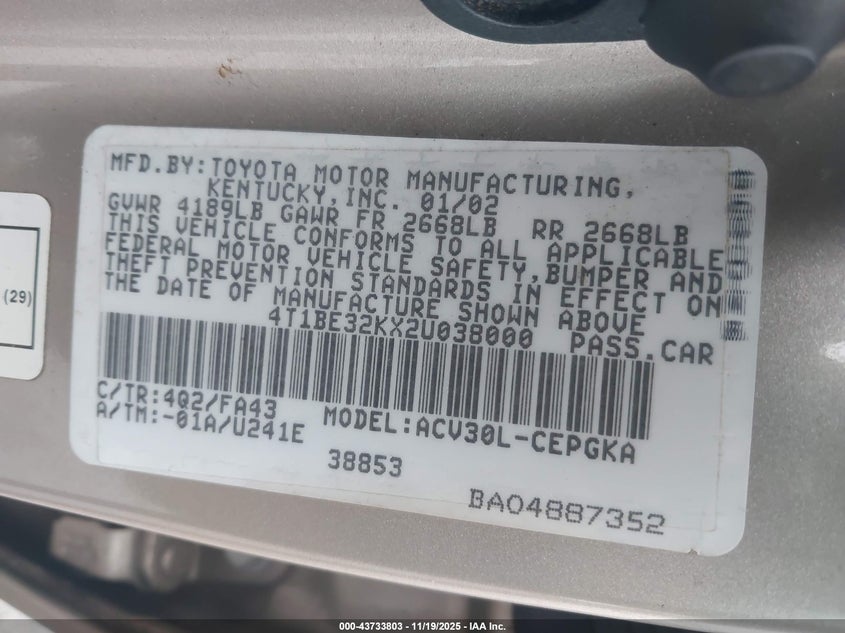 4T1BE32KX2U038000 2002 TOYOTA CAMRY photo no. 9