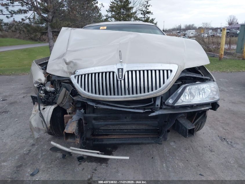 2007 Lincoln Town Car Signature VIN: 1LNHM81WX7Y627594 Lot: 43733832
