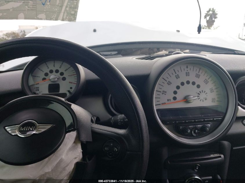 2013 Mini Hardtop Cooper VIN: WMWSU3C50DT683941 Lot: 43733841