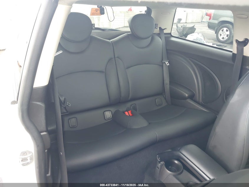 2013 Mini Hardtop Cooper VIN: WMWSU3C50DT683941 Lot: 43733841