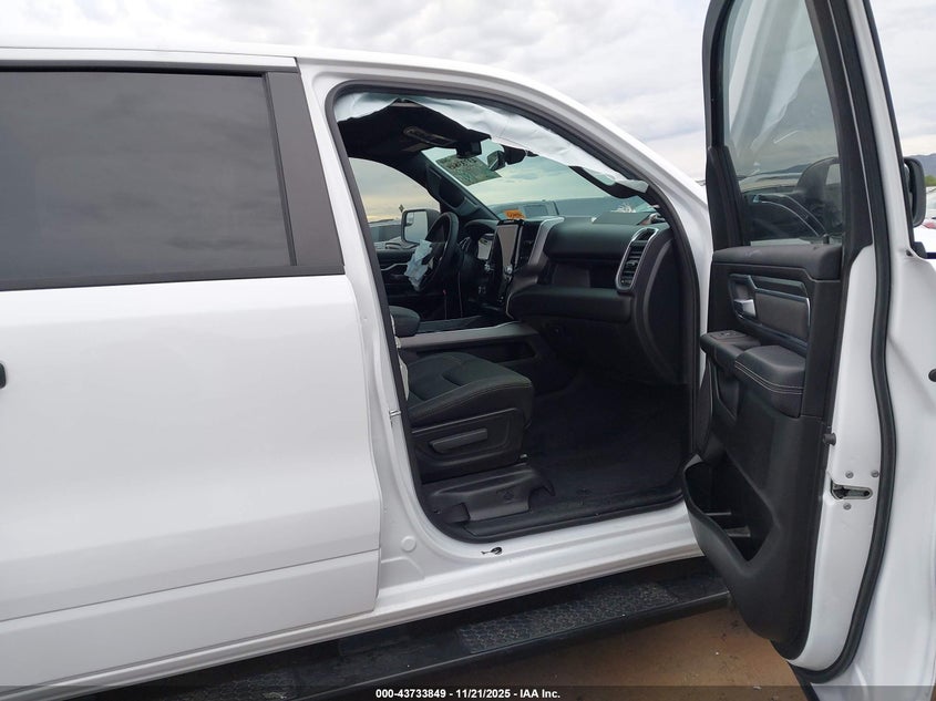 2025 Ram 1500 Big Horn 4X4 5'7 Box