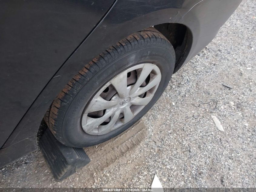 2009 Toyota Corolla Le VIN: JTDBL40E799063950 Lot: 43733891