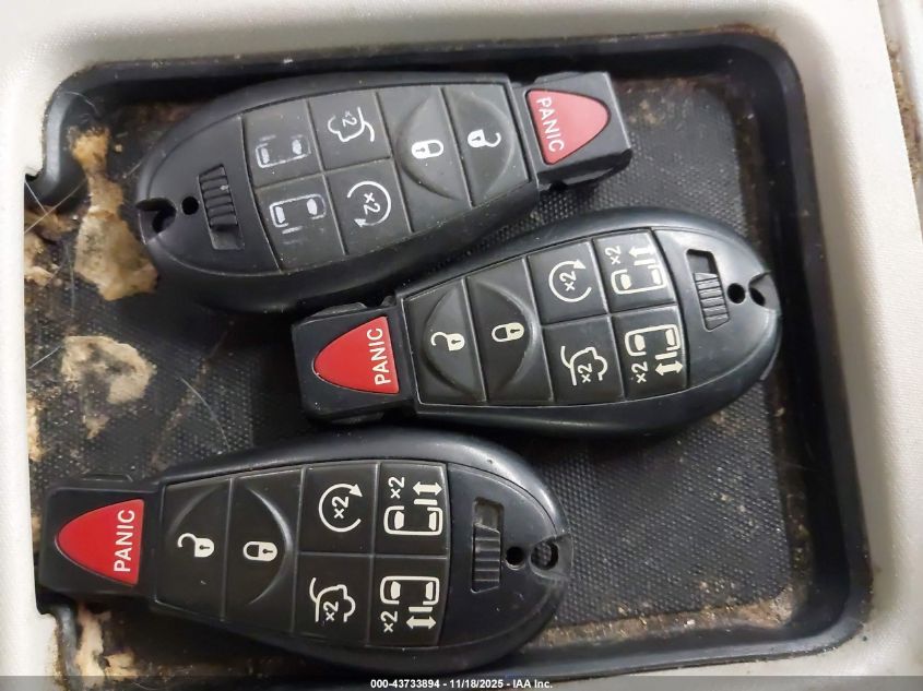 2011 Chrysler Town & Country Touring-L VIN: 2A4RR8DG4BR616144 Lot: 43733894