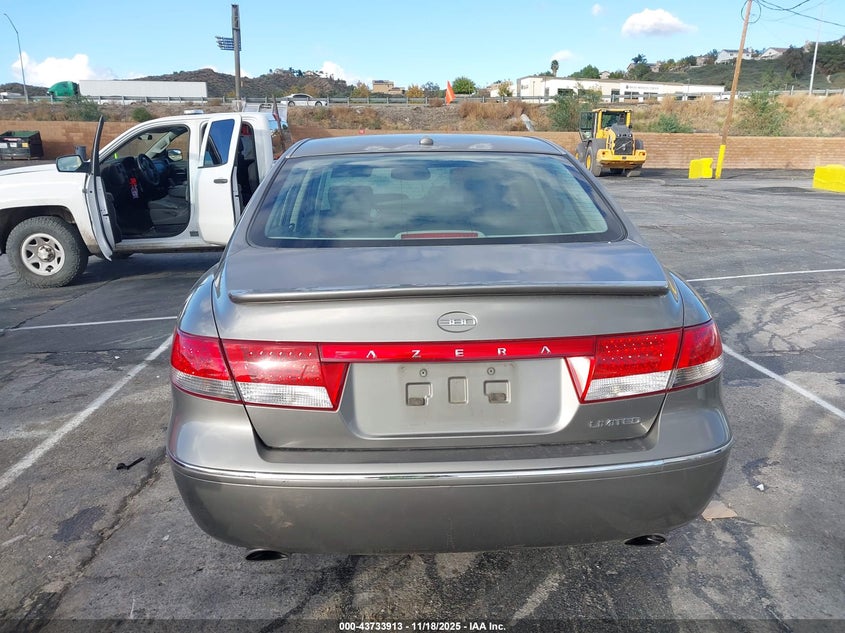 2008 Hyundai Azera Limited VIN: KMHFC46F28A319910 Lot: 43733913