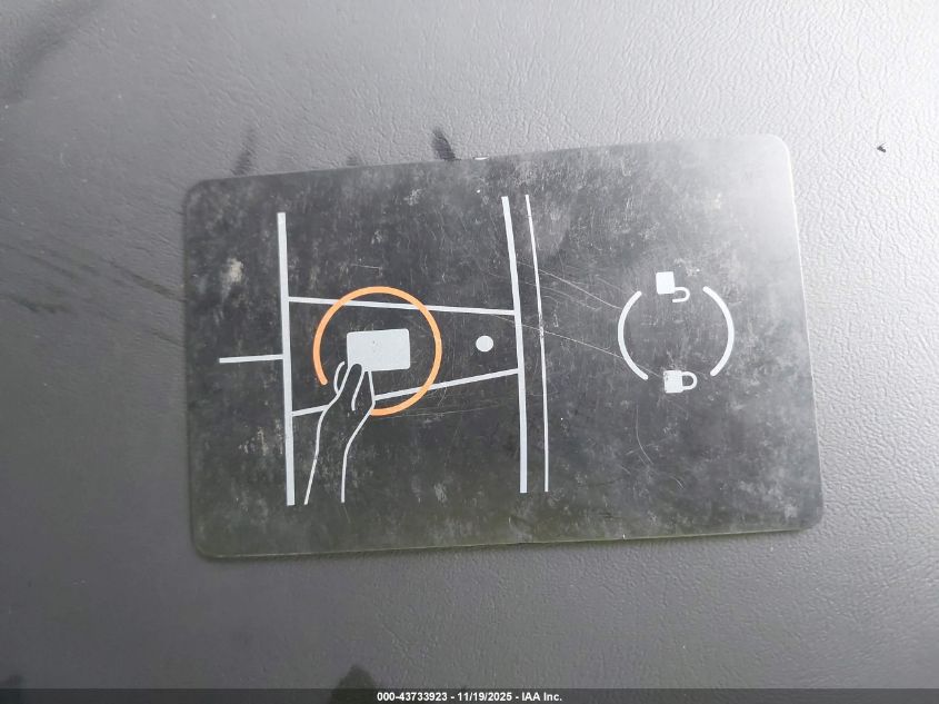 2025 Tesla Model Y Long Range Dual Motor All-Wheel Drive VIN: 7SAYGAEE9SF272451 Lot: 43733923