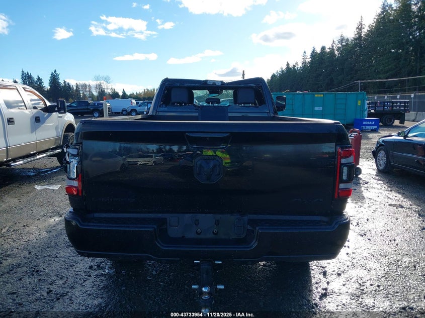2021 Ram 3500 Limited 4X4 8' Box VIN: 3C63R3RL0MG687975 Lot: 43733954