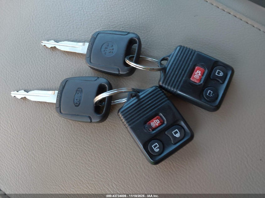 1FMFU17505LA68743 2005 FORD EXPEDITION photo no. 11