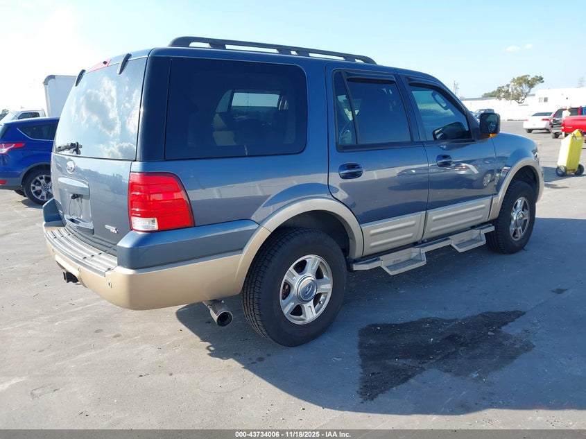 1FMFU17505LA68743 2005 FORD EXPEDITION photo no. 4