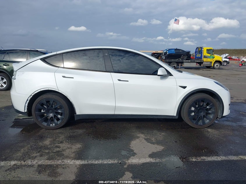 2021 Tesla Model Y Long Range Dual Motor All-Wheel Drive VIN: 5YJYGDEE2MF141489 Lot: 43734015