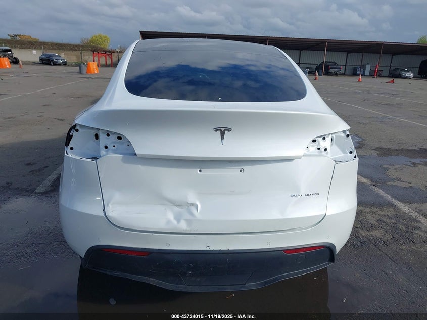 2021 Tesla Model Y Long Range Dual Motor All-Wheel Drive VIN: 5YJYGDEE2MF141489 Lot: 43734015