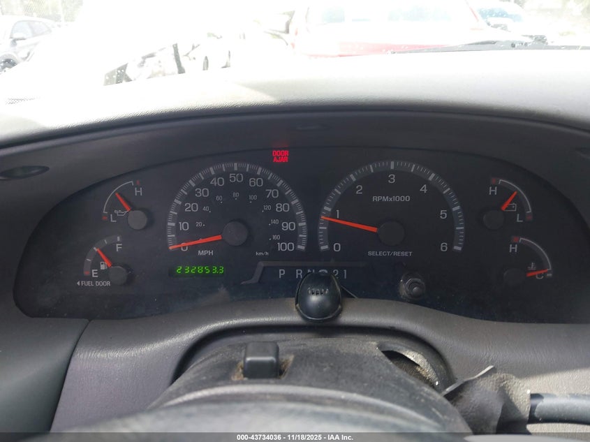 1999 Ford F-150 Lariat/Work Series/Xl/Xlt VIN: 1FTRX07W3XKA02773 Lot: 43734036