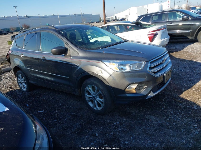 FORD ESCAPE SE