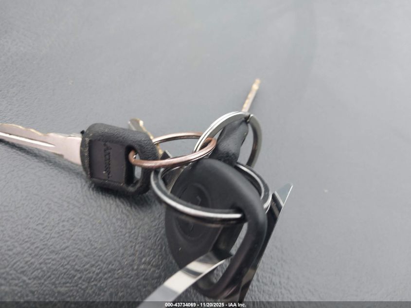 2002 Chevrolet Silverado 1500 Ls VIN: 2GCEK19T521208532 Lot: 43734069