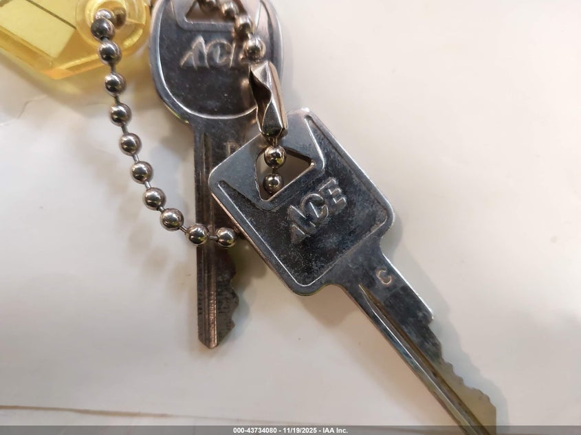 1987 Cadillac Deville VIN: 1G6CD5185H4288138 Lot: 43734080