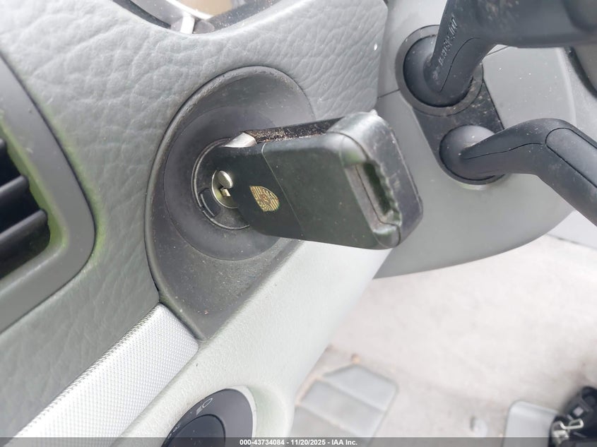 2005 Porsche Cayenne S VIN: WP1AB29P55LA62136 Lot: 43734084