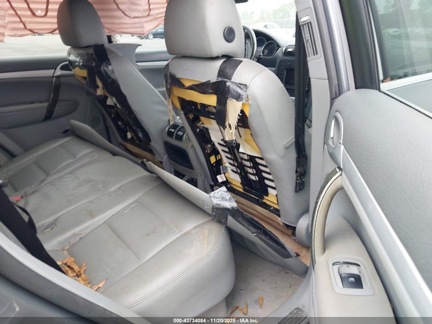 2005 Porsche Cayenne S VIN: WP1AB29P55LA62136 Lot: 43734084