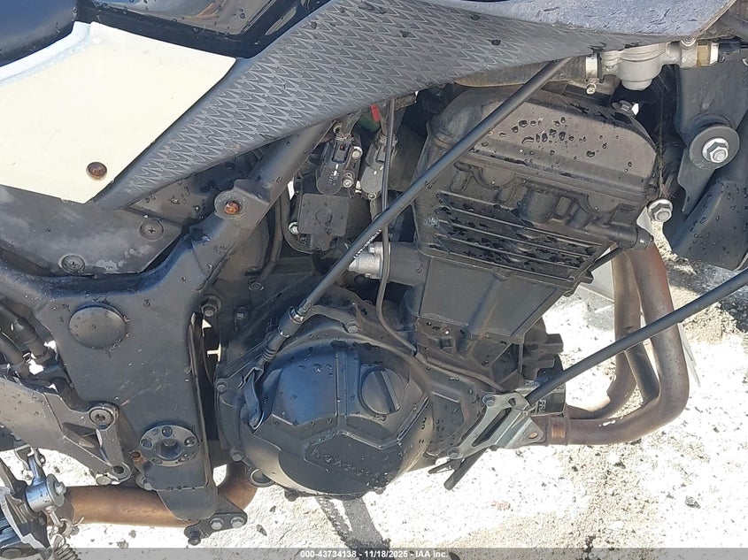 2013 Kawasaki Ex300 A VIN: JKAEX8A12DDA04683 Lot: 43734138