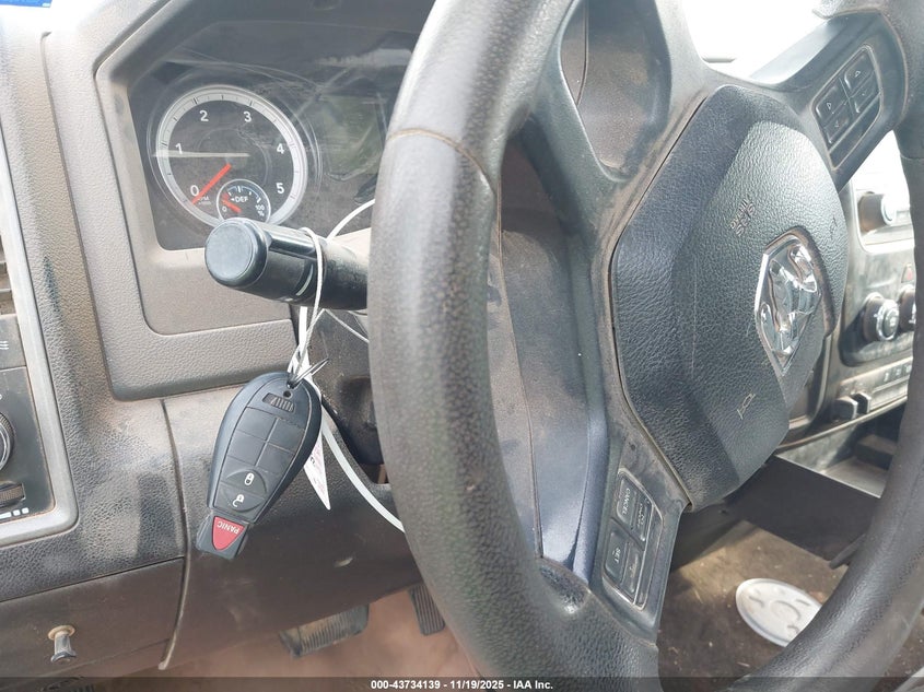 2015 Ram 3500 Tradesman VIN: 3C63RRGL2FG592715 Lot: 43734139